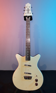 Danelectro Golden 50's - click for more photos